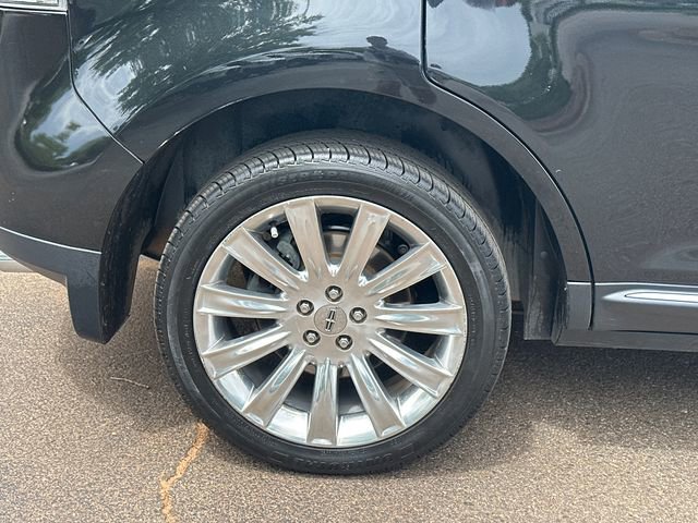 Used 2013 Lincoln MKX FWD image 20