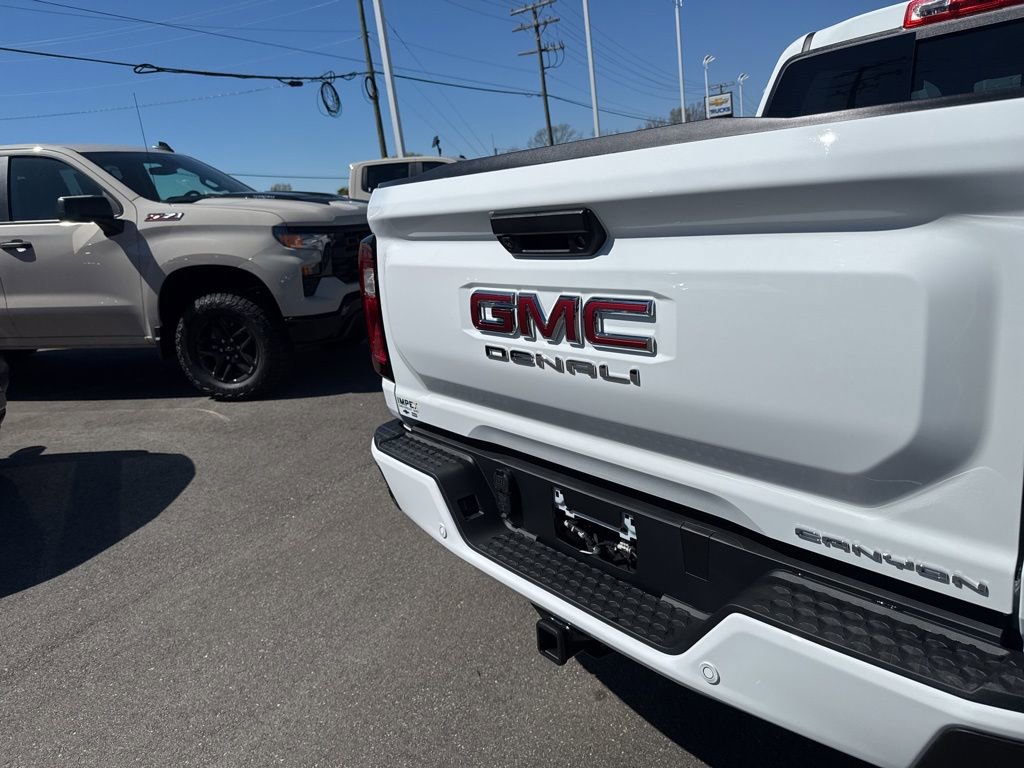 New 2026 GMC Canyon Denali image 33