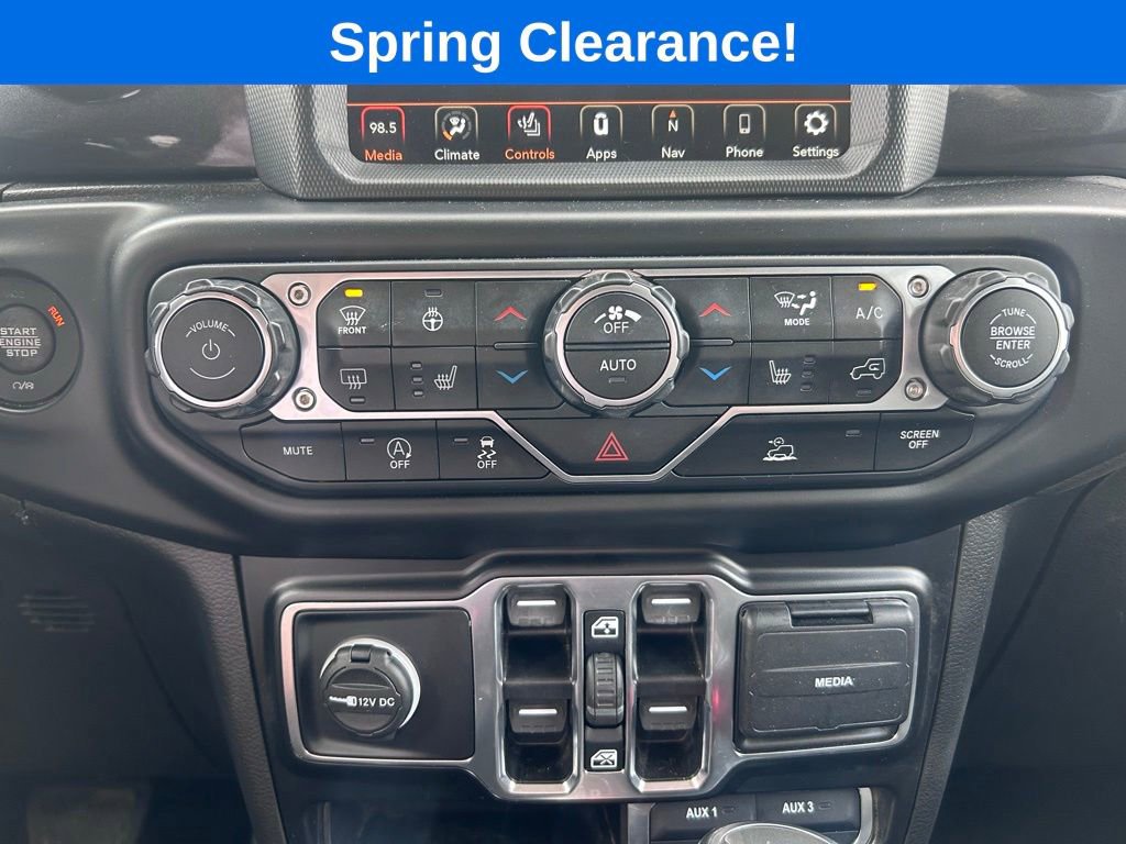 Used 2021 Jeep Wrangler Unlimited Sahara AWD/4WD image 19