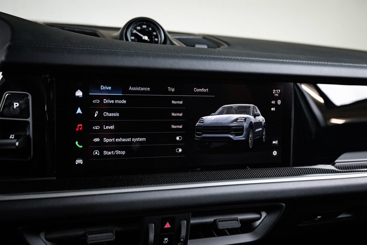 New 2026 Porsche Cayenne GTS AWD/4WD image 18