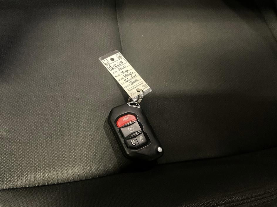 Used 2022 Jeep Wrangler Unlimited Sport image 26