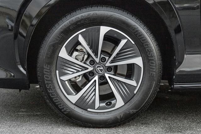 Used 2024 Lexus RZ 300e Premium image 13