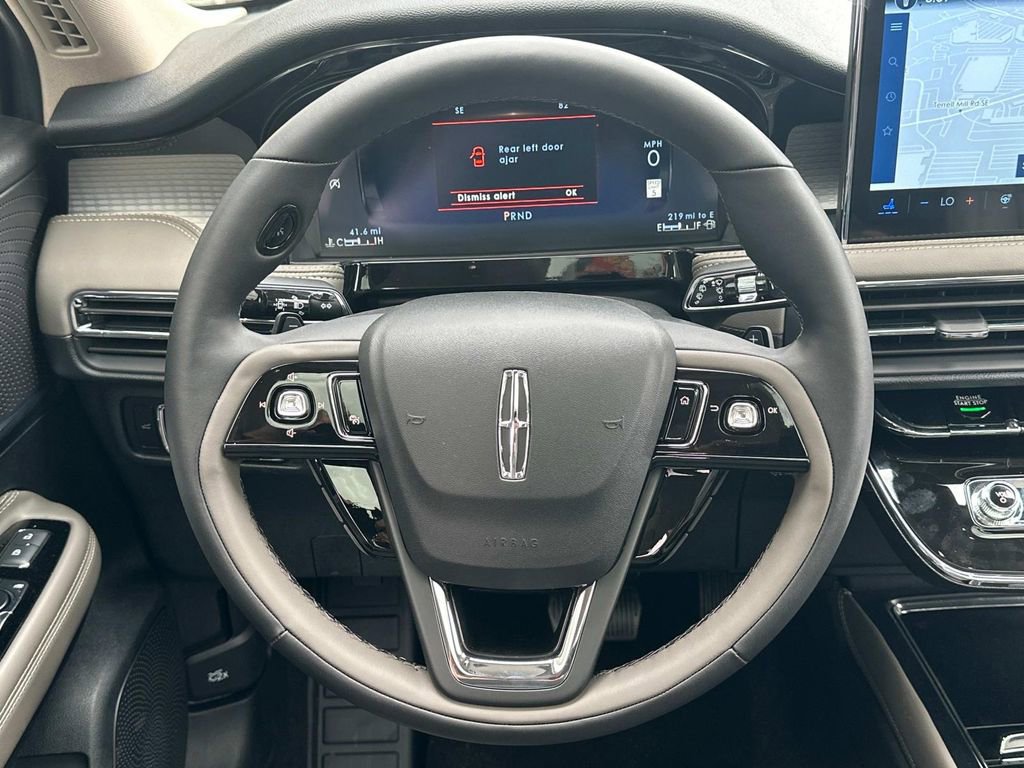 New 2025 Lincoln Corsair FWD w/ Equipment Group 101A image 24