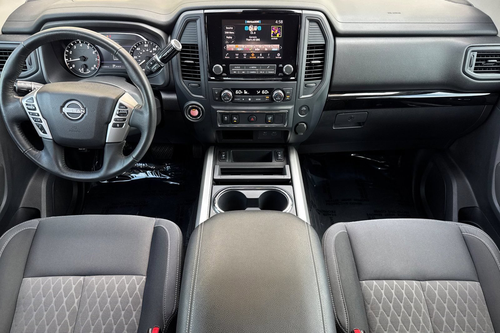 Used 2024 Nissan Titan SV w/ SV Convenience Package RWD image 10
