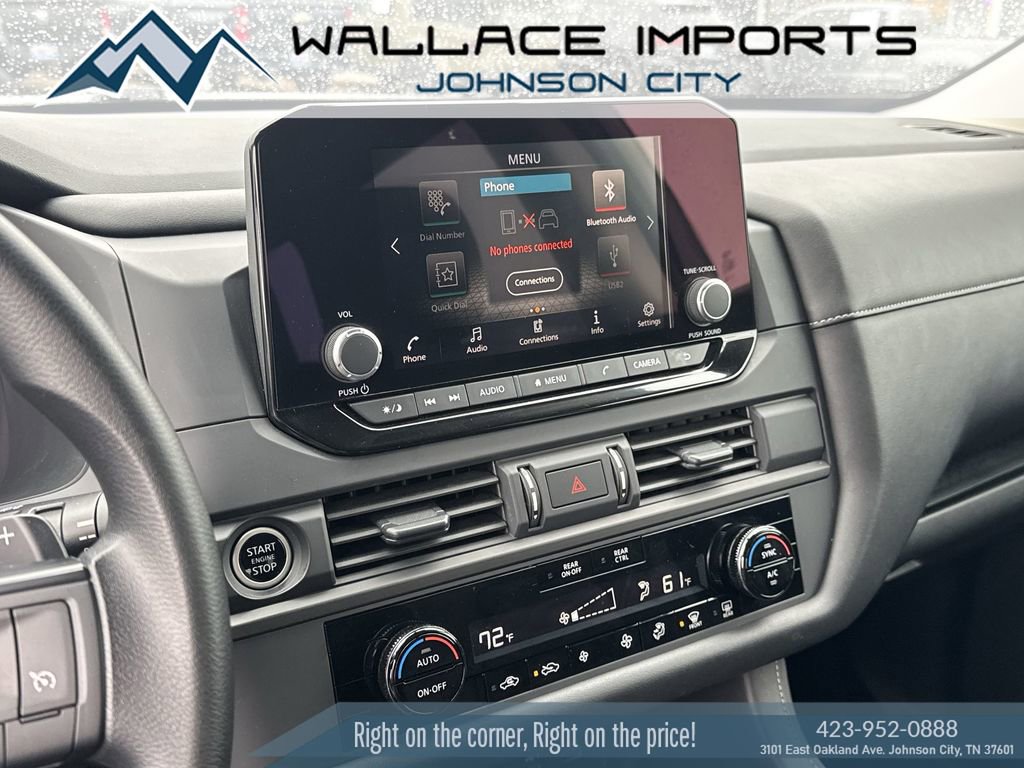 Used 2024 Nissan Pathfinder S image 22