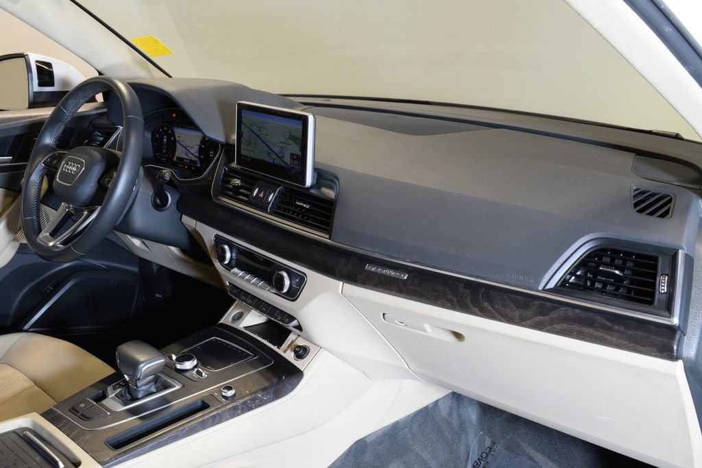 Used 2019 Audi Q5 2.0T Premium Plus w/ Premium Plus Package AWD/4WD image 33