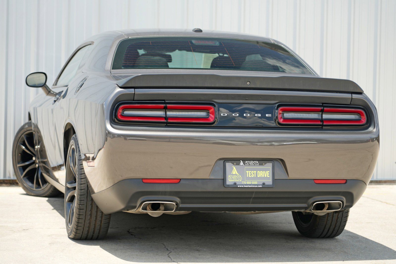 Used 2018 Dodge Challenger SXT w/ Blacktop Package image 5