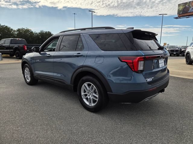 New 2026 Ford Explorer Active w/ Active Comfort Package RWD image 9