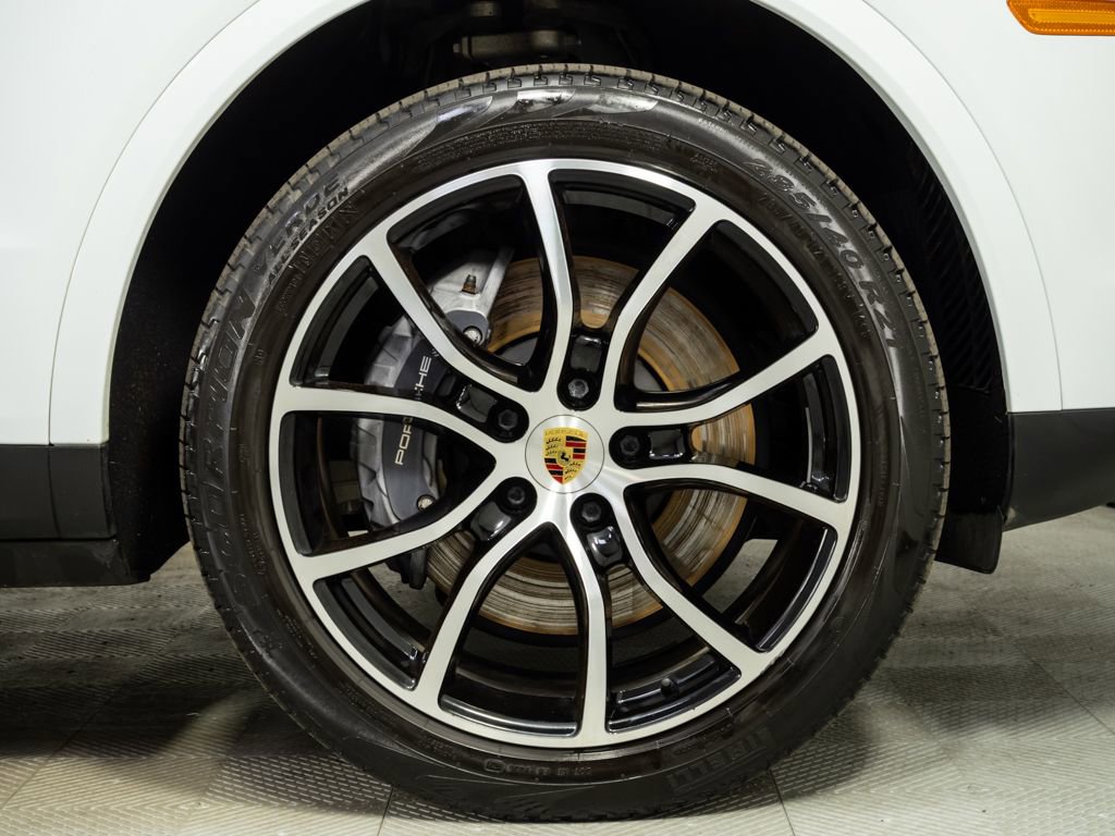 Used 2021 Porsche Cayenne Coupe image 39
