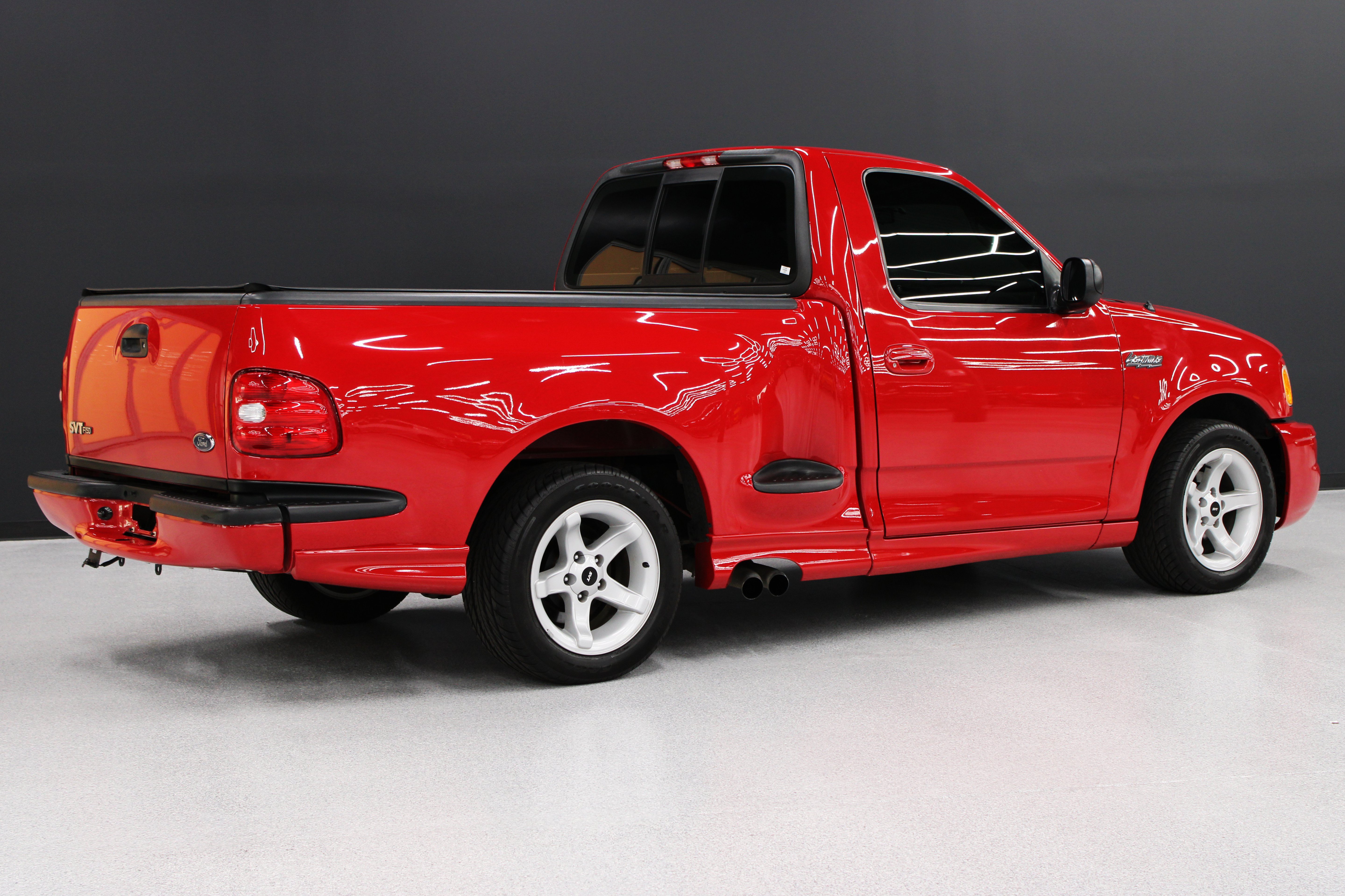 Used 1999 Ford F150 Lightning RWD image 21
