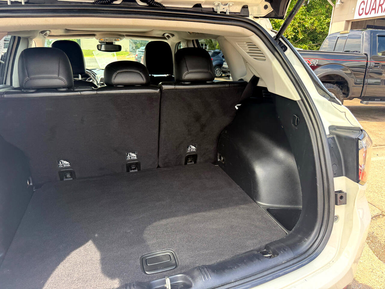 Used 2017 Jeep Compass Latitude w/ Popular Equipment Group image 44