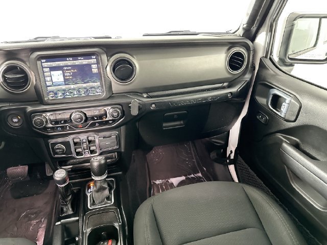 Used 2023 Jeep Wrangler Unlimited w/ Cold Weather Group AWD/4WD image 27