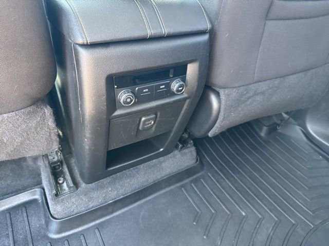 Used 2019 Chevrolet Traverse LT image 15