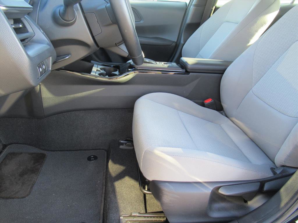 Used 2023 Toyota Prius LE image 15