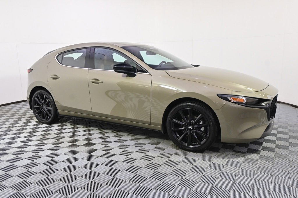 Certified 2025 MAZDA MAZDA3 Carbon image 8