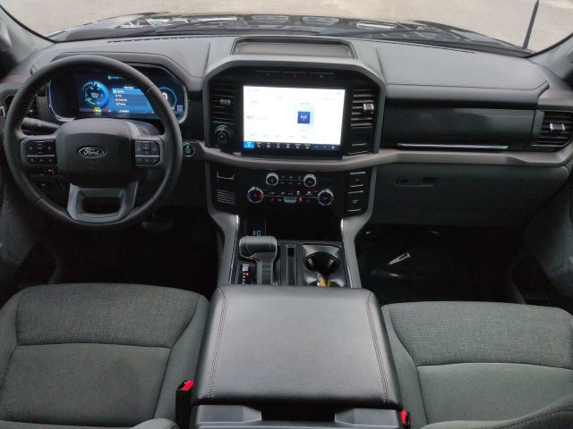 Used 2024 Ford F150 Lightning XLT AWD/4WD image 15