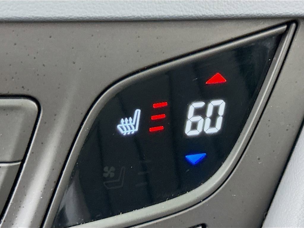 Used 2019 Buick Envision Essence image 24