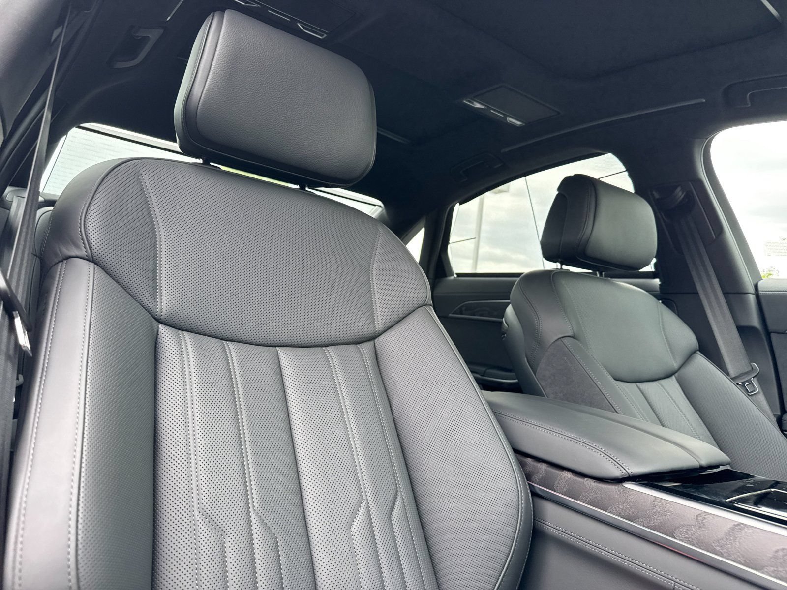 New 2026 Audi A8 L 3.0T AWD/4WD image 16