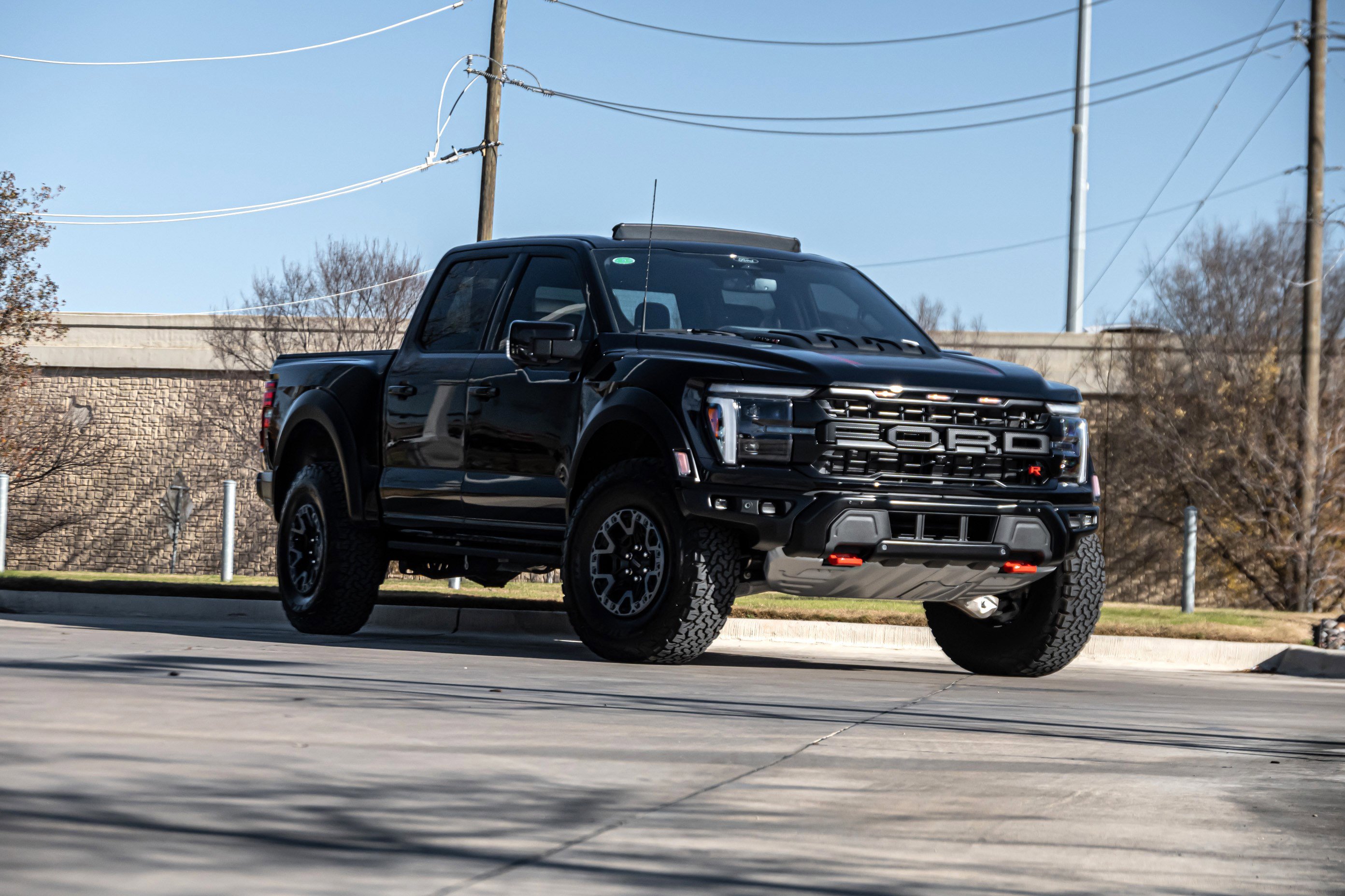 Used 2025 Ford F150 Raptor w/ Equipment Group 803A Raptor R image 2