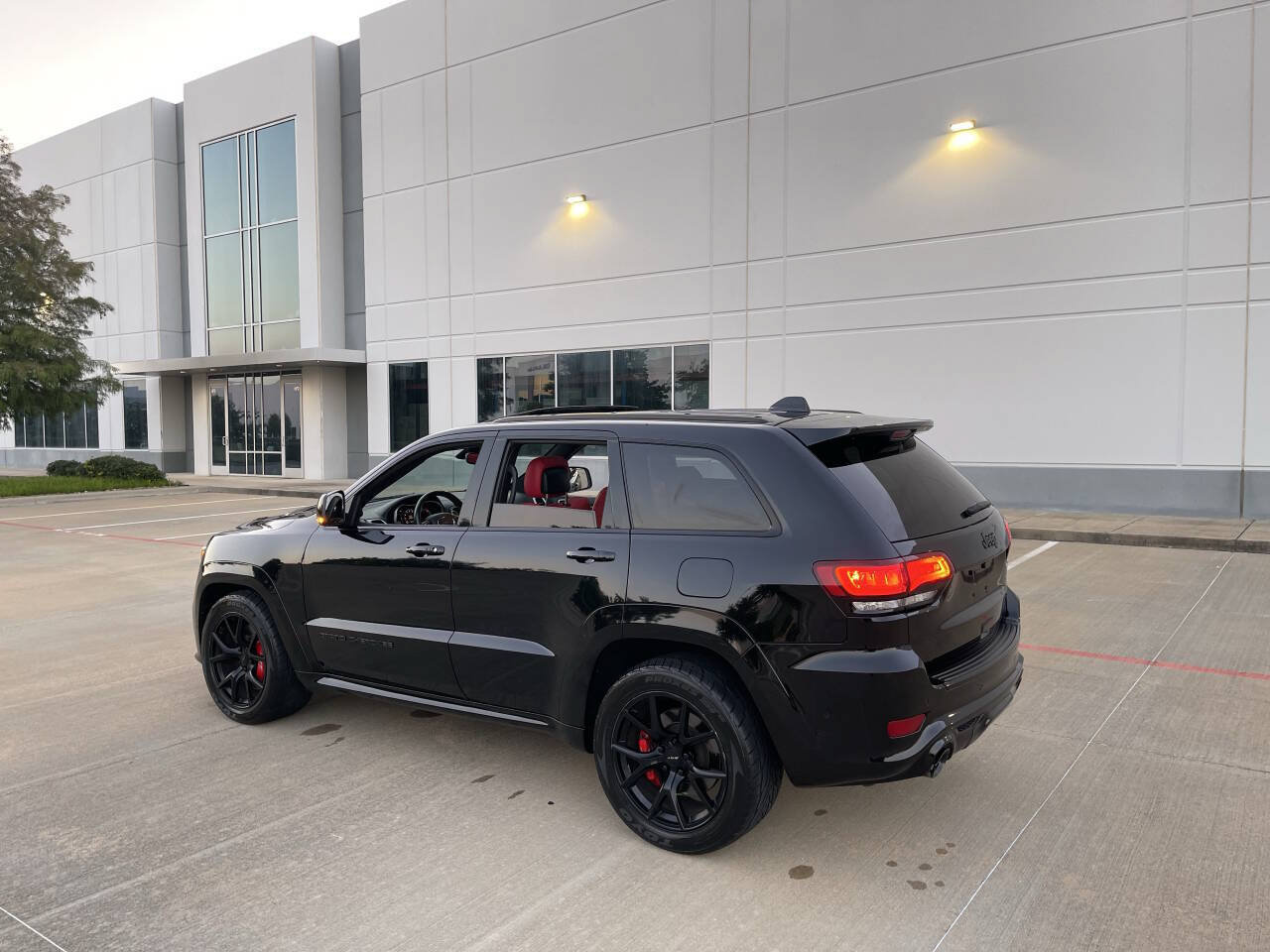 Used 2021 Jeep Grand Cherokee SRT AWD/4WD image 21