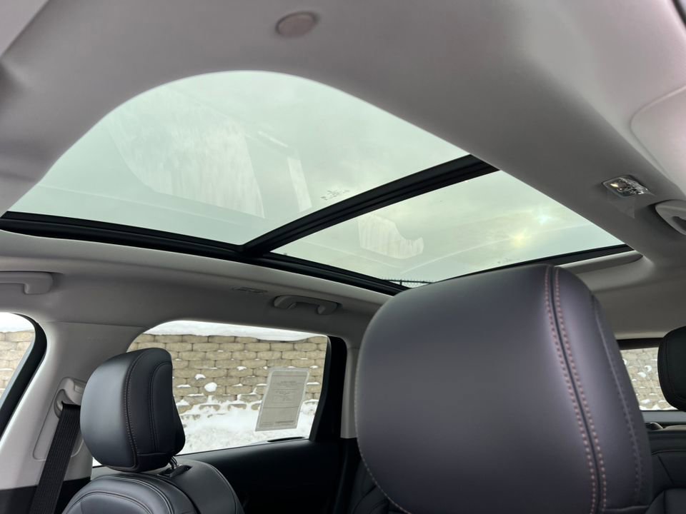 New 2026 Lincoln Nautilus Premier w/ Equipment Group 102A AWD/4WD image 6