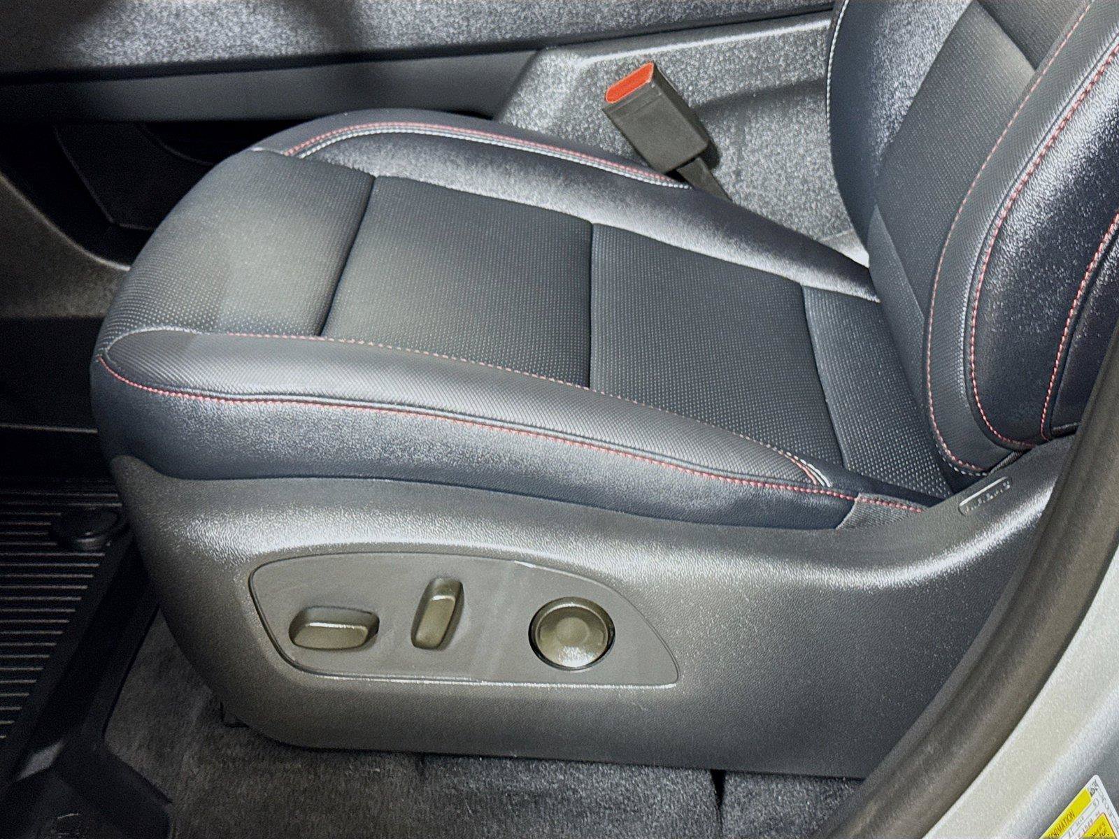 Used 2026 Chevrolet Traverse Z71 w/ Enhanced Driving Package AWD/4WD image 18