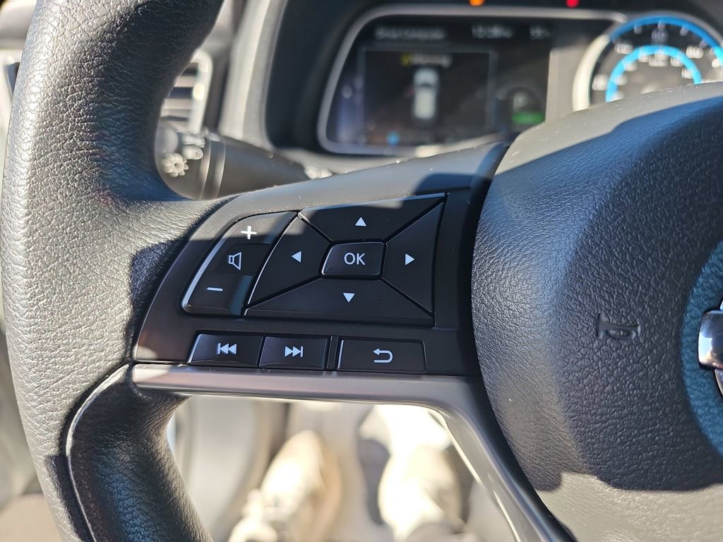 Used 2020 Nissan Leaf S w/ S Charge Package image 21