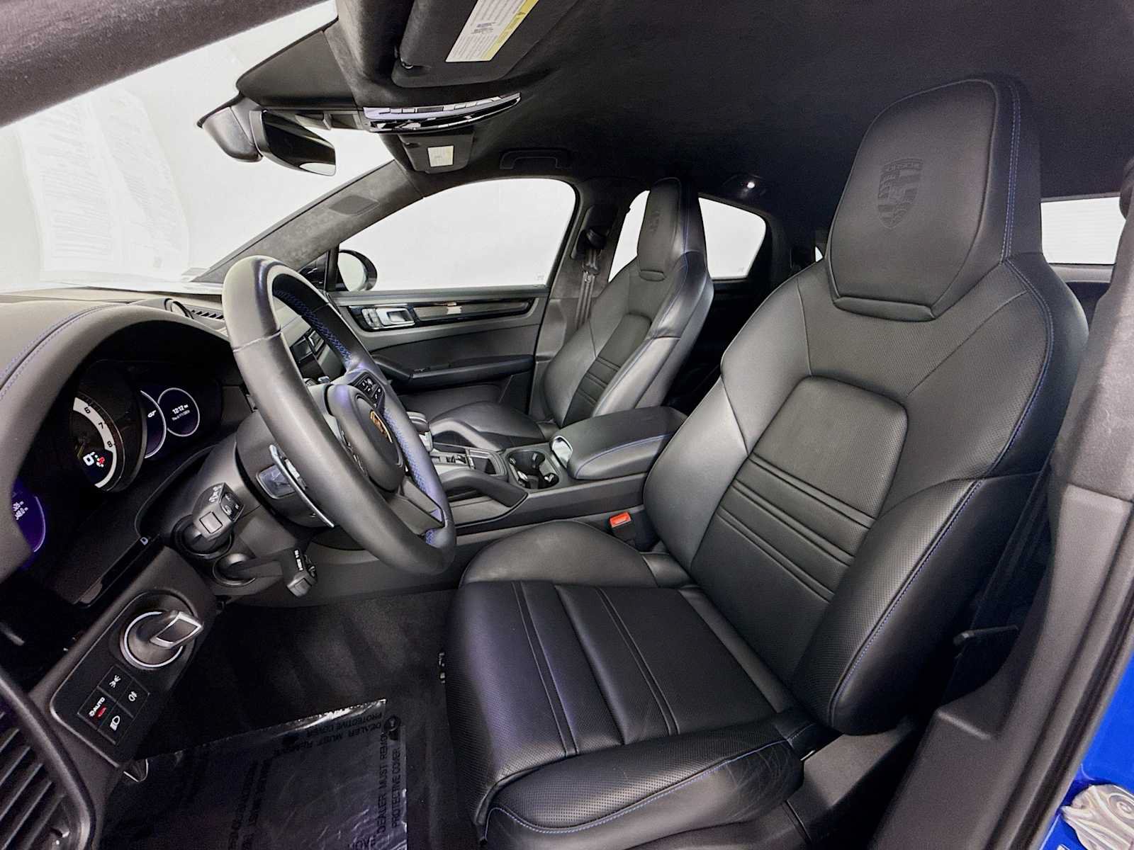 Certified 2023 Porsche Cayenne Turbo GT AWD/4WD image 5