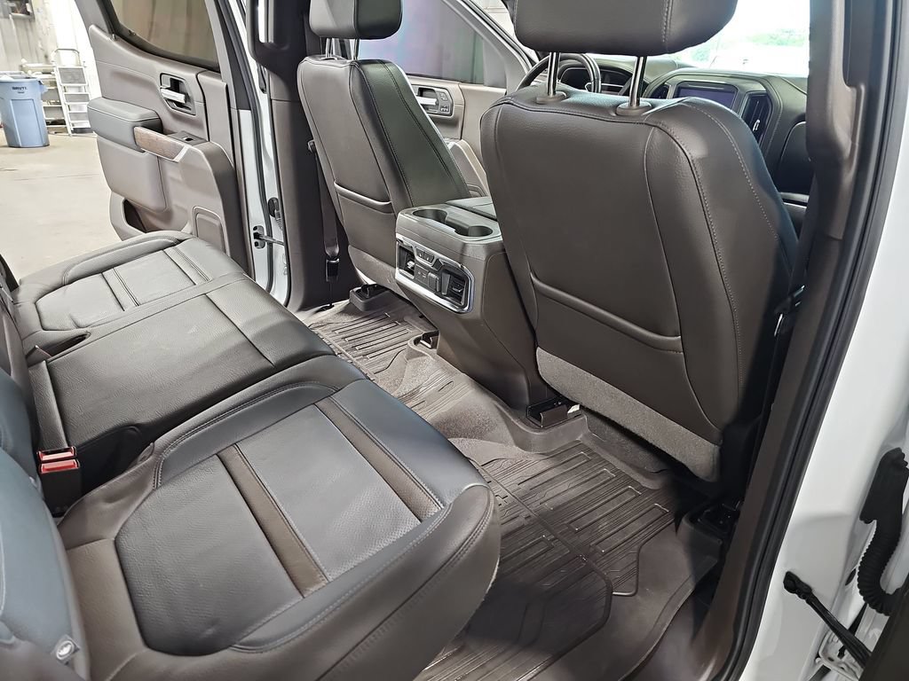 Used 2020 GMC Sierra 1500 Denali w/ Denali Ultimate Package AWD/4WD image 11