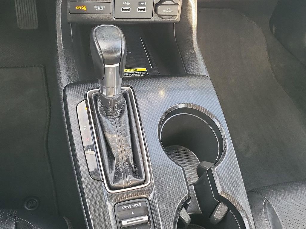 Used 2022 Honda Civic Touring image 8