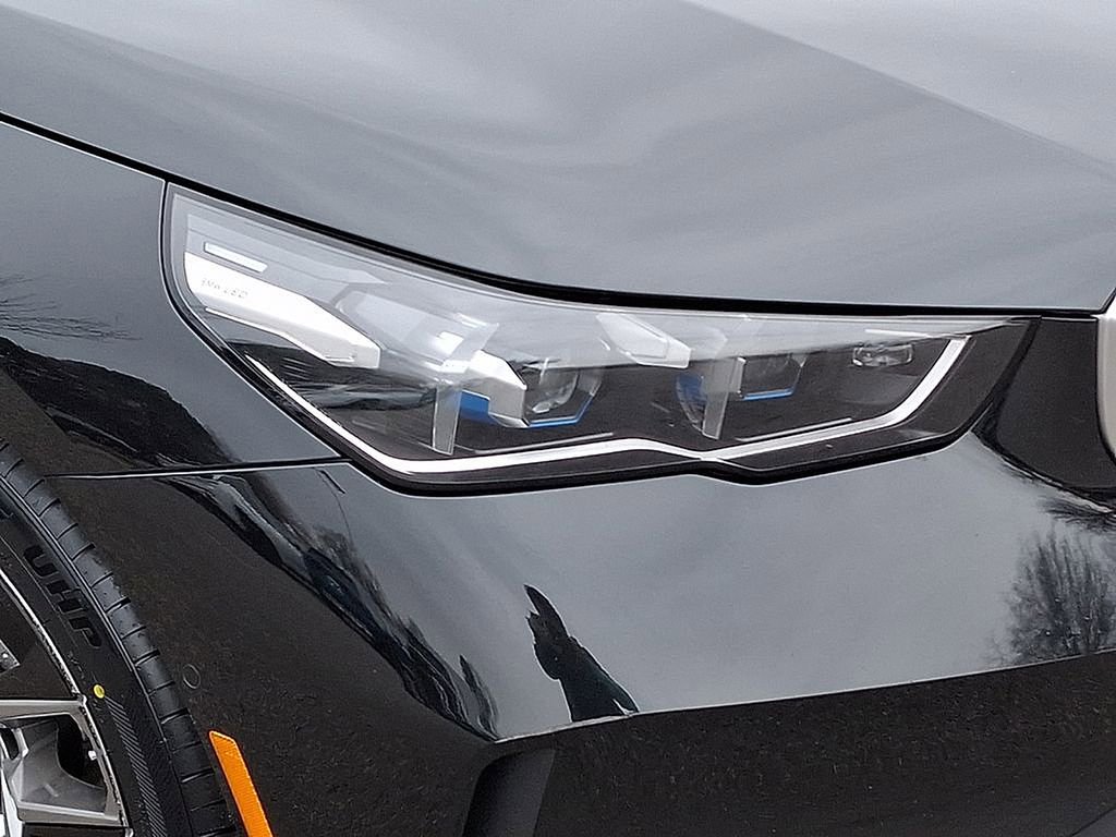 Used 2025 BMW i5 eDrive40i image 9