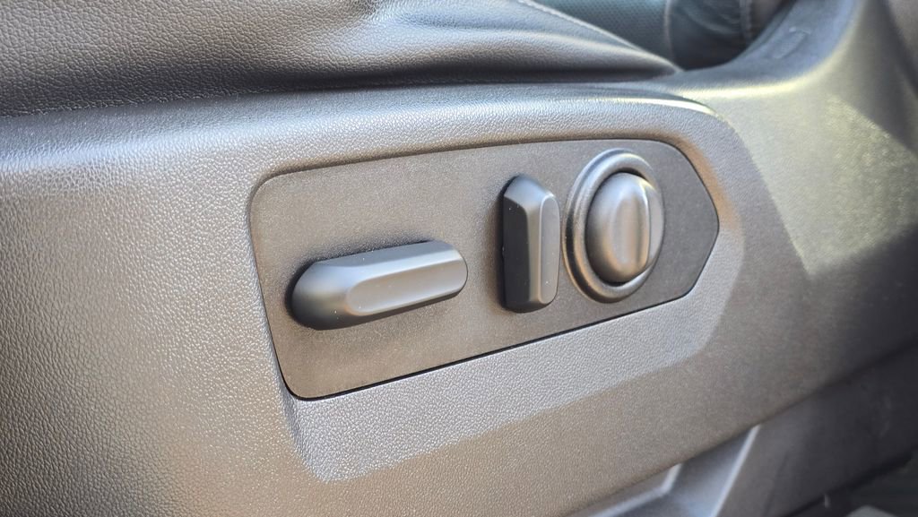 Used 2020 Chevrolet Silverado 2500 LTZ w/ LTZ Plus Package image 62