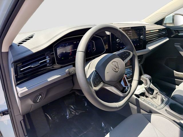 New 2026 Volkswagen Jetta SEL FWD image 9