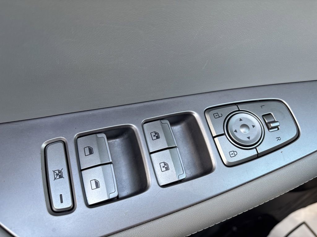Used 2021 Hyundai Palisade SE image 24