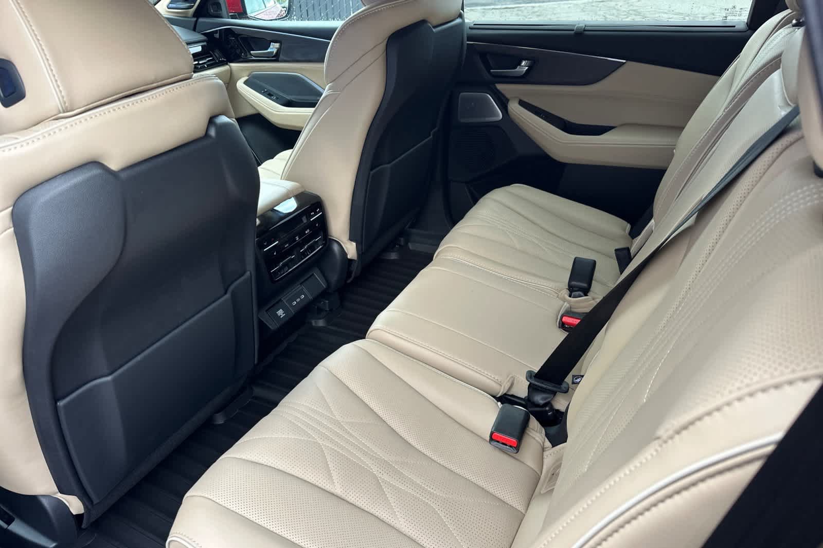New 2026 Acura MDX w/ Advance Package AWD/4WD image 10