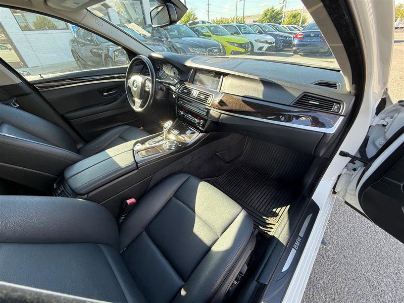 Used 2016 BMW 528i xDrive Sedan AWD/4WD image 24