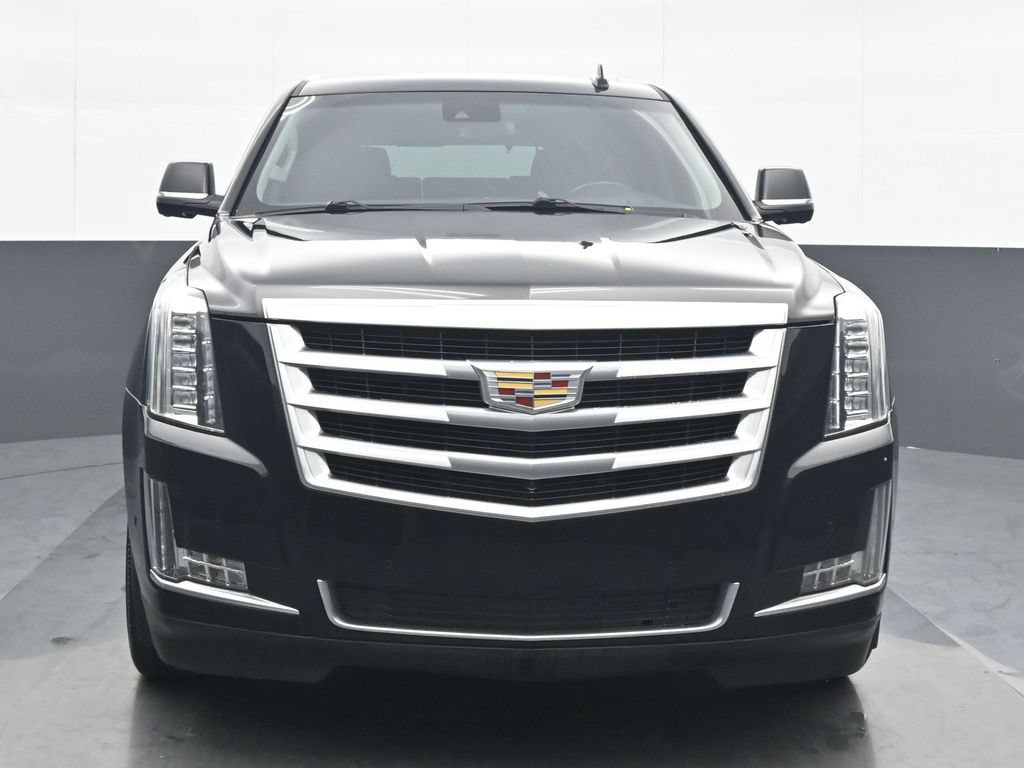 Used 2019 Cadillac Escalade Luxury AWD/4WD image 1