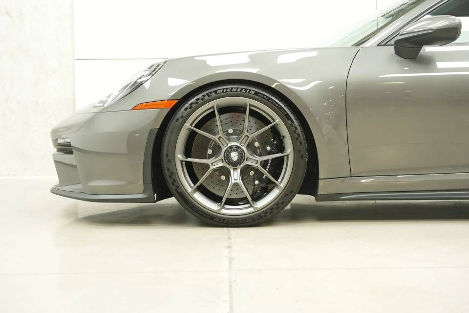 Certified 2023 Porsche 911 GT3 RWD image 45