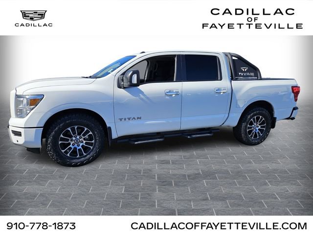 Used 2021 Nissan Titan SV w/ SV Convenience Package image 1