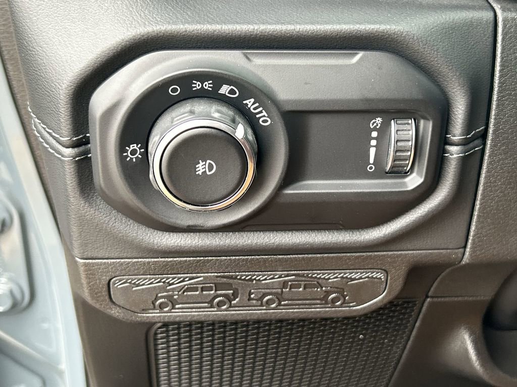 Used 2024 Jeep Wrangler Unlimited Rubicon 392 AWD/4WD image 18