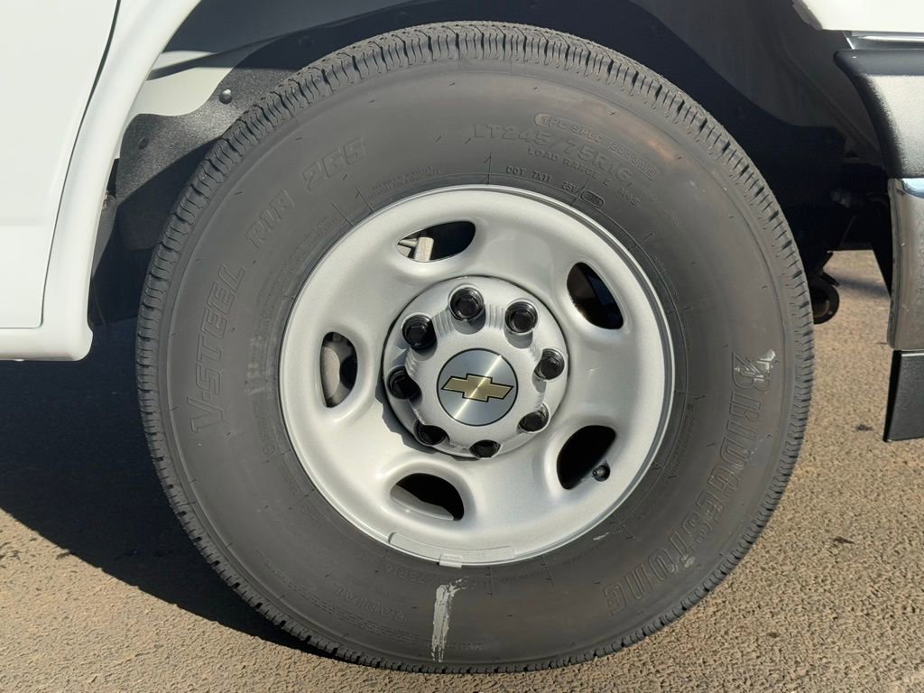 New 2024 Chevrolet Express 3500 w/ Power Convenience Package image 14