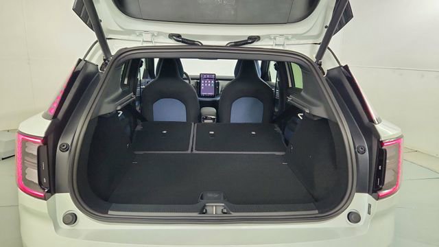 New 2026 Volvo EX30 Plus w/ Climate Package AWD/4WD image 38