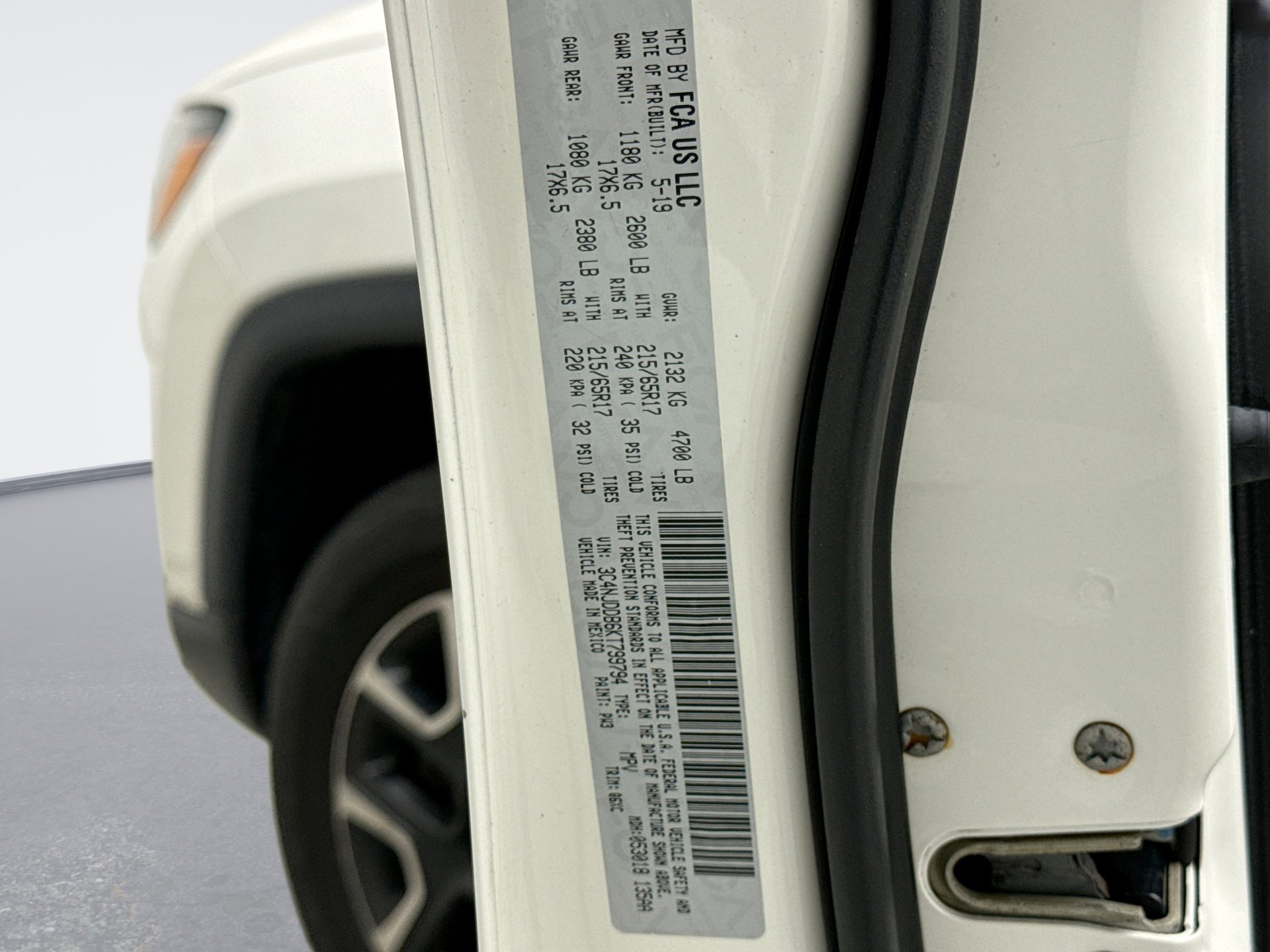 Used 2019 Jeep Compass Trailhawk image 13