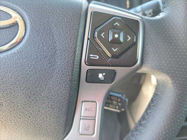 Certified 2021 Toyota 4Runner SR5 Premium w/ Moonroof Package AWD/4WD image 19