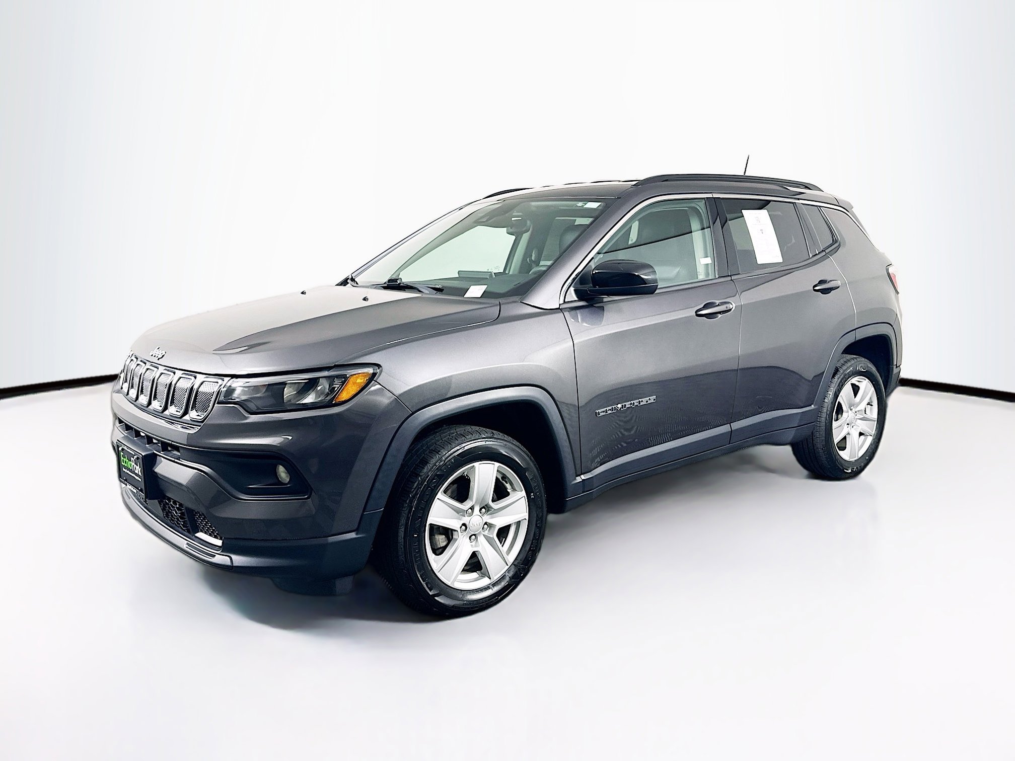 Used 2022 Jeep Compass Latitude AWD/4WD image 3