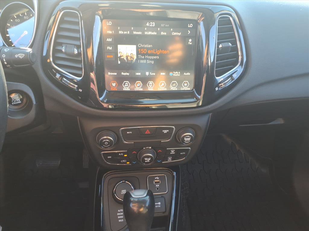 Used 2018 Jeep Compass Limited image 27