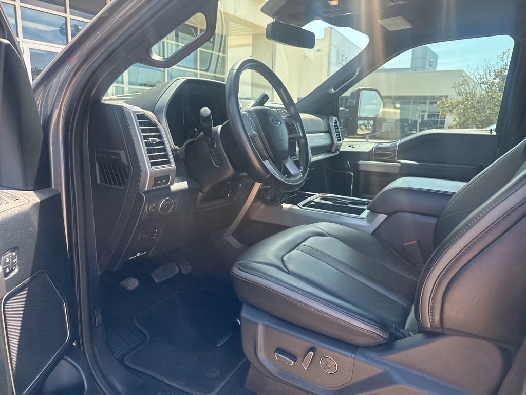 Used 2021 Ford F250 Platinum w/ FX4 Off-Road Package AWD/4WD image 8