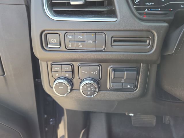Certified 2024 GMC Yukon AT4 w/ Max Trailering Package AWD/4WD image 21