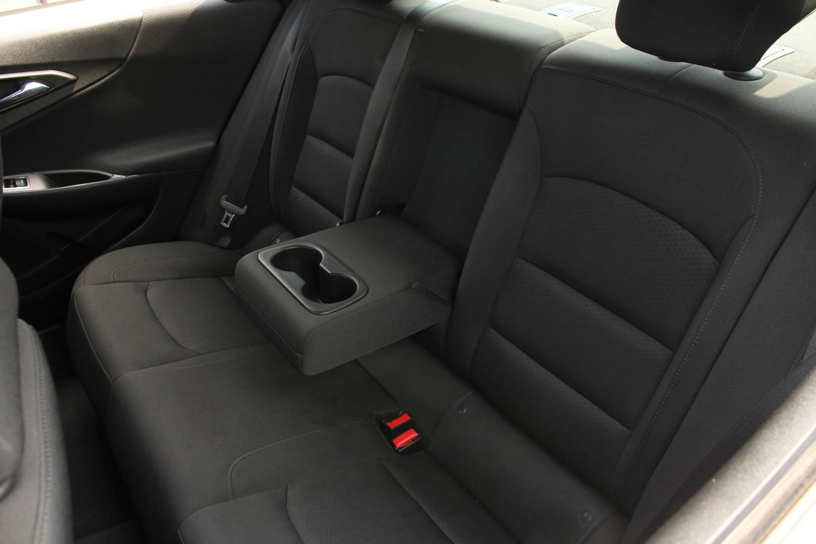 Used 2019 Chevrolet Malibu LT FWD image 15