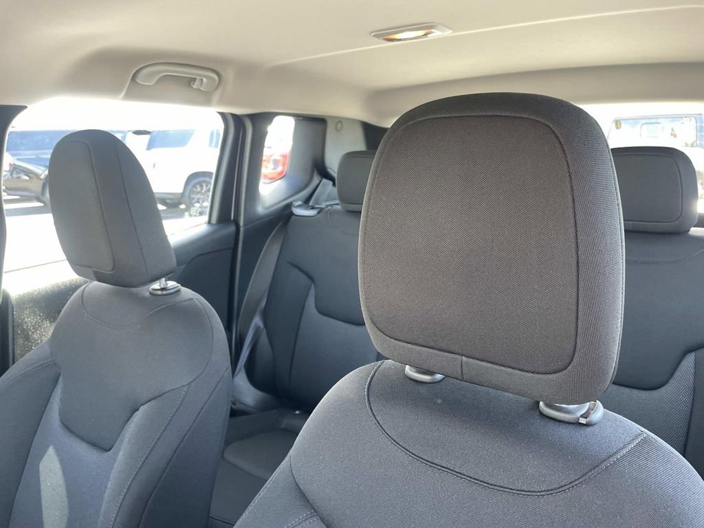Used 2021 Jeep Renegade Sport image 22